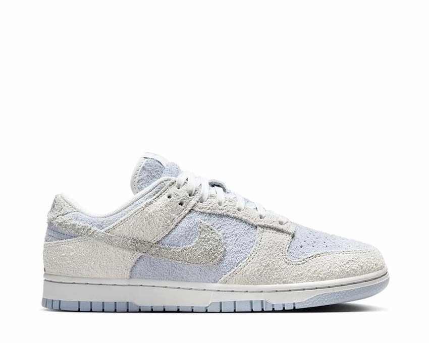 Nike Dunk Low "Light Armory" W Nike essential sneakers for sport and street