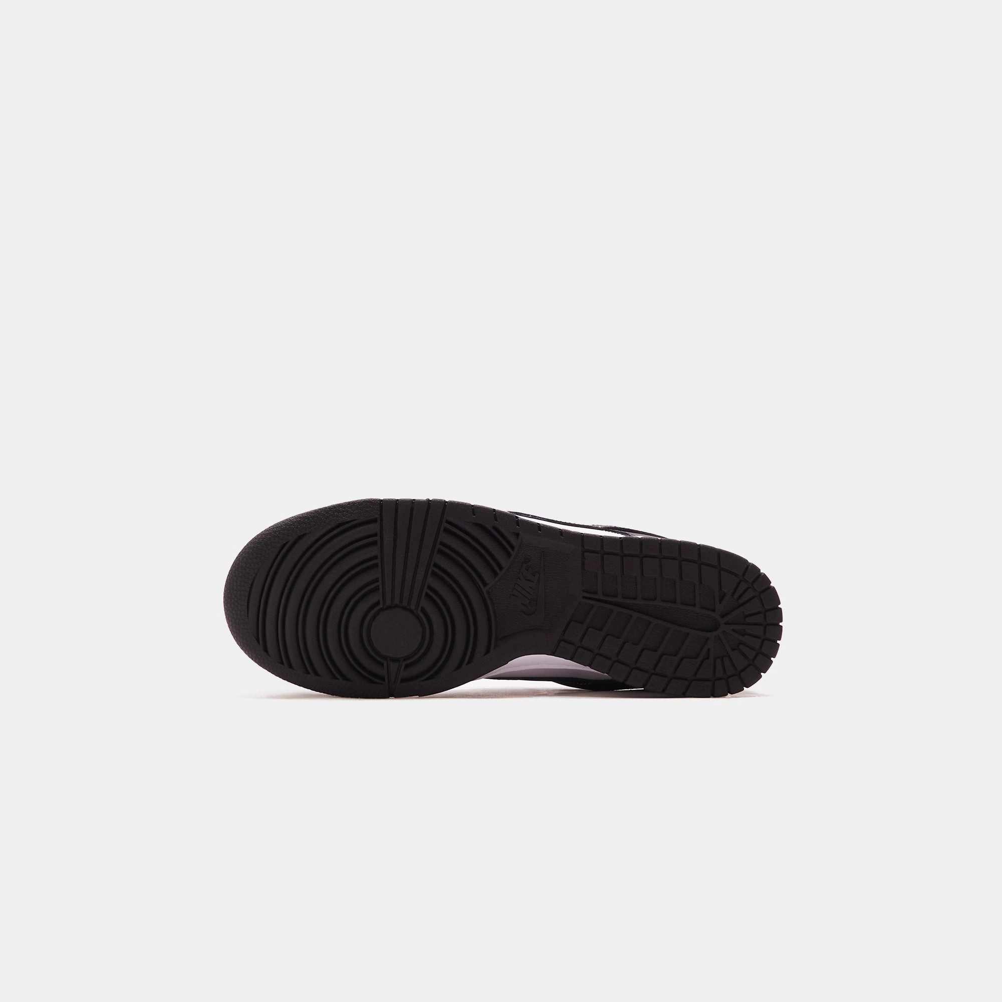 Nike Dunk Low Retro - White / Black Nike performance sneakers