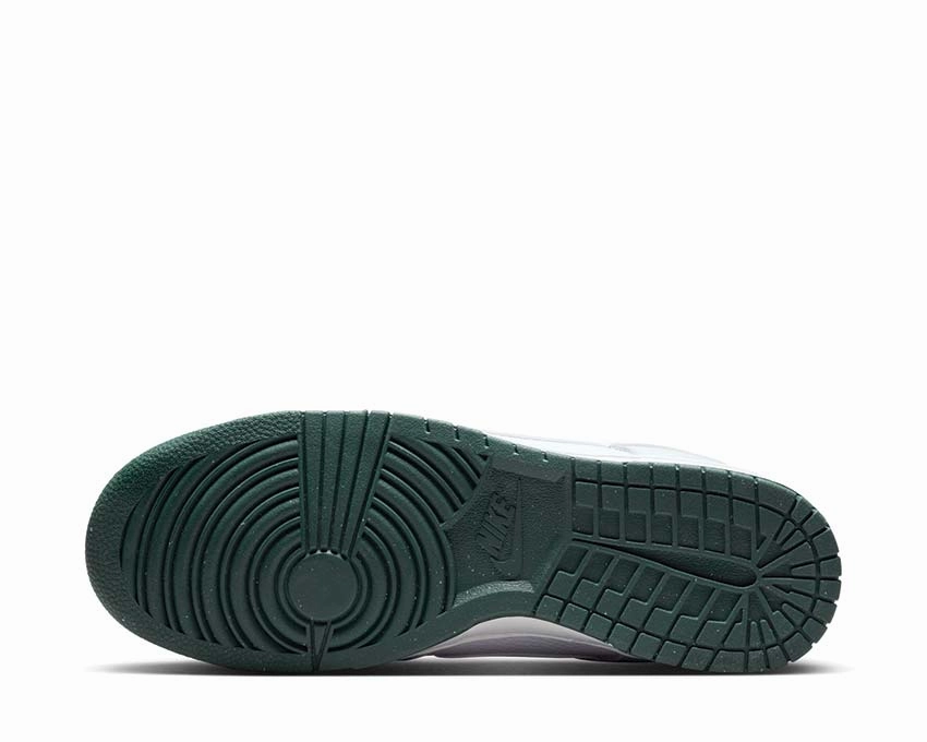 Nike Dunk Low Retro SE "Vintage Green" Nike retro-inspired sneakers