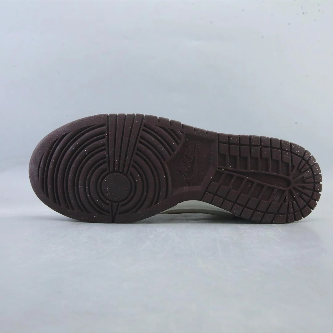 NIKE DUNK MID Nike lifestyle footwear visuals
