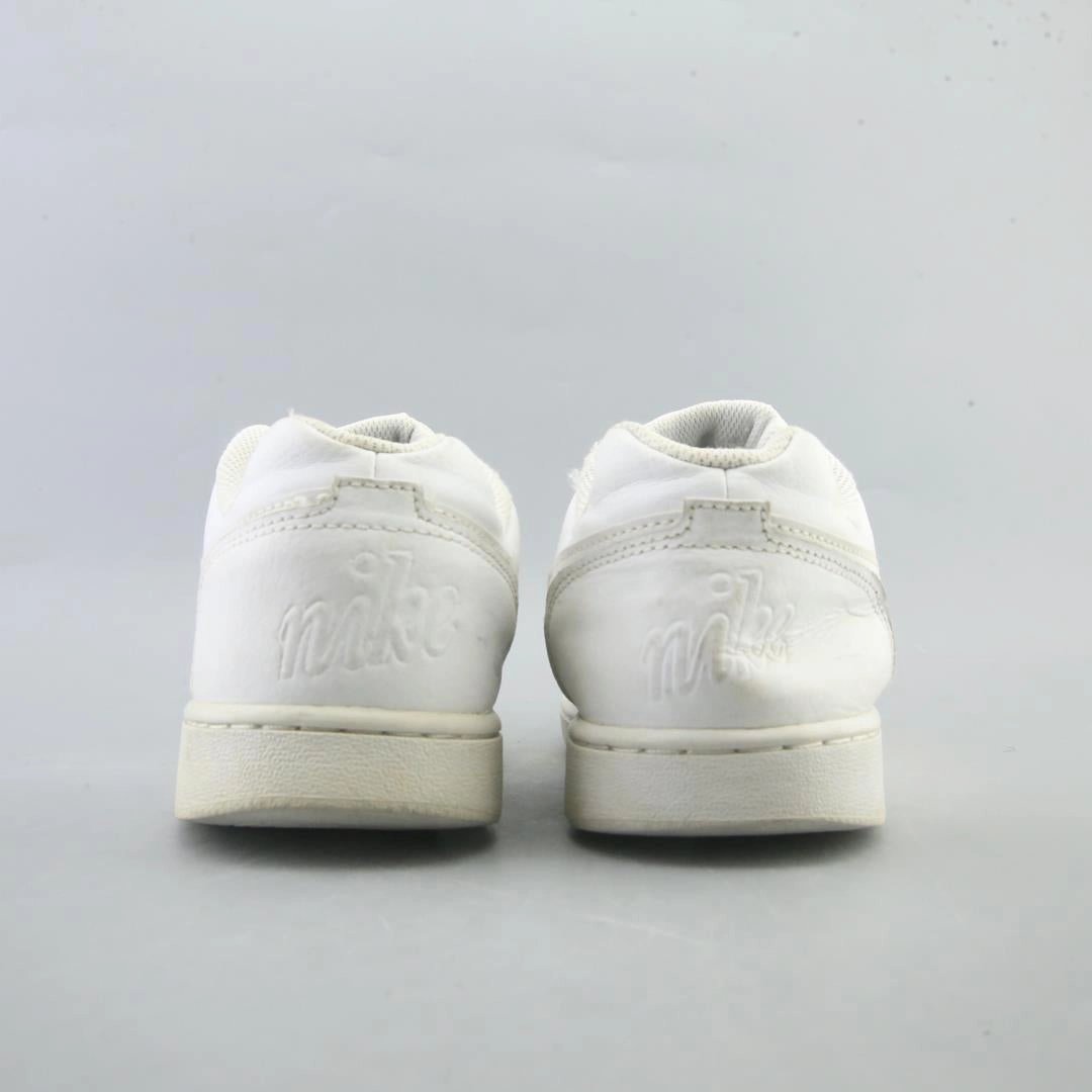 NIKE EBERNON LOW sleek Nike sneaker angles