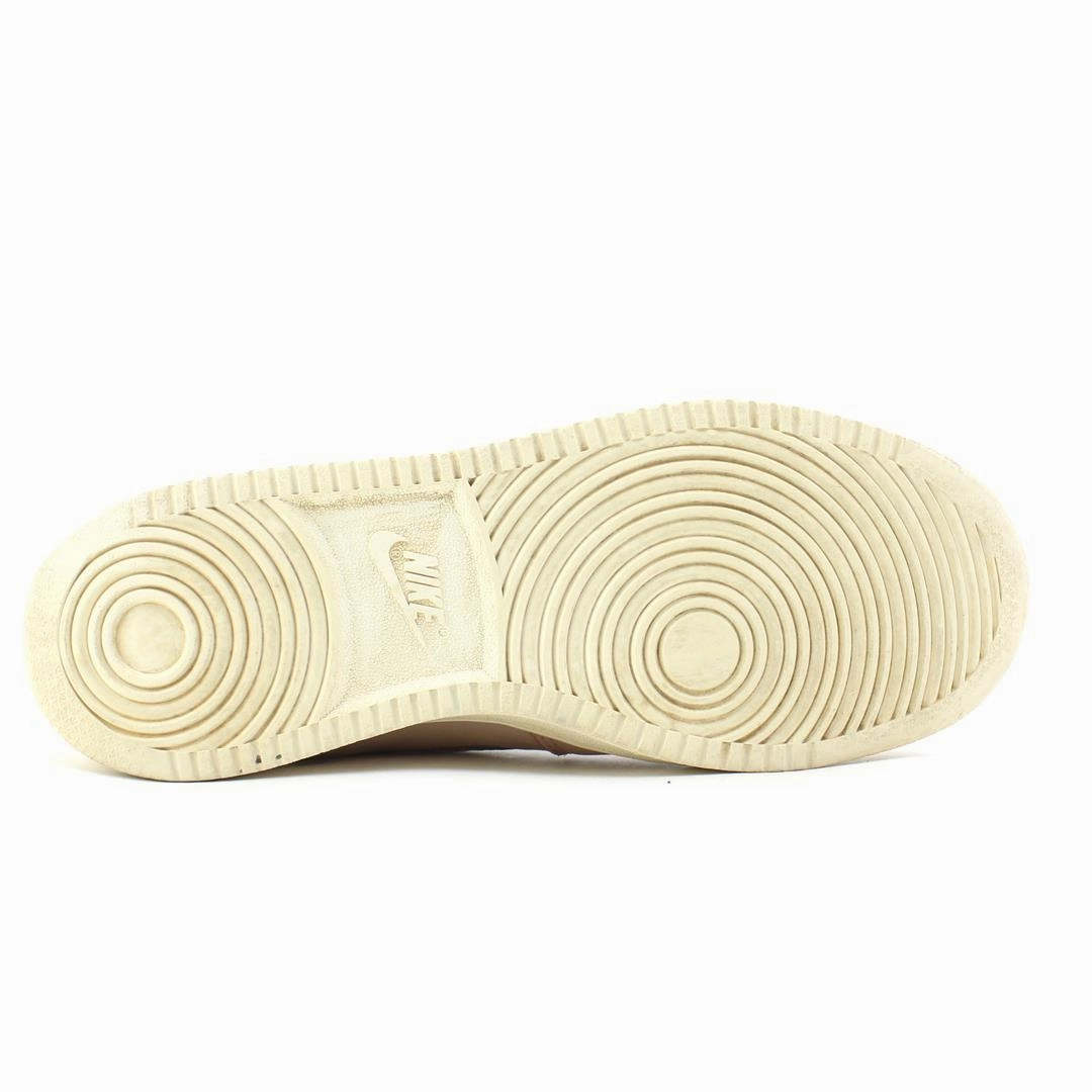 NIKE EBERNON LOW vibrant Nike shoe colors