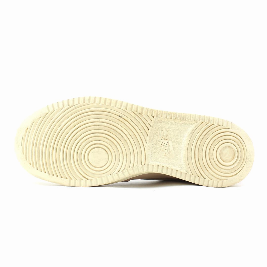 NIKE EBERNON LOW vibrant Nike shoe colors