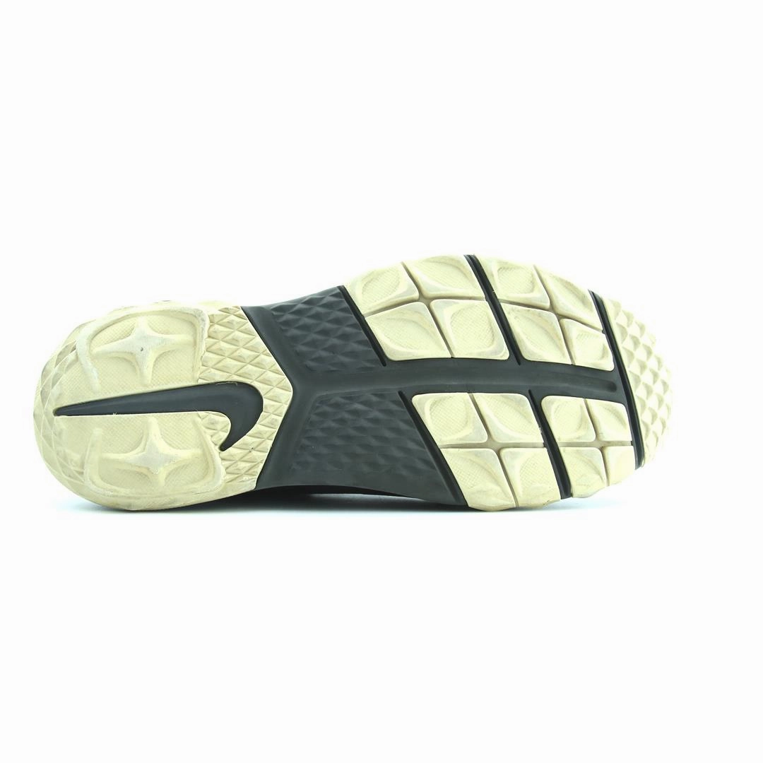 NIKE FI BERMUDA Nike athletic footwear visuals