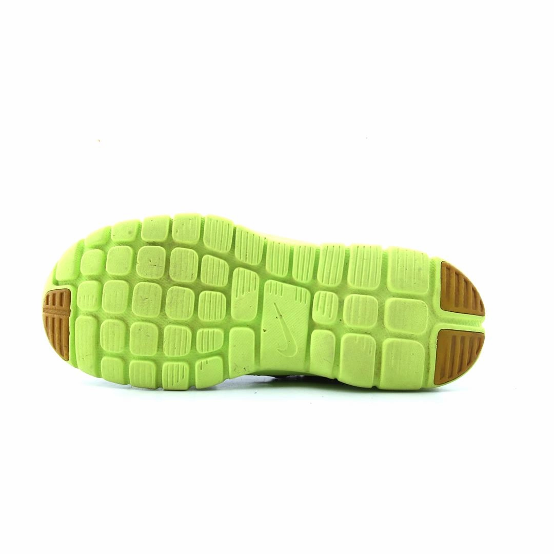 NIKE FLEX 2013 RUN sporty Nike shoe designs