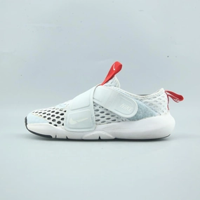 NIKE FLEX ADVANCE Nike innovative sneaker designs