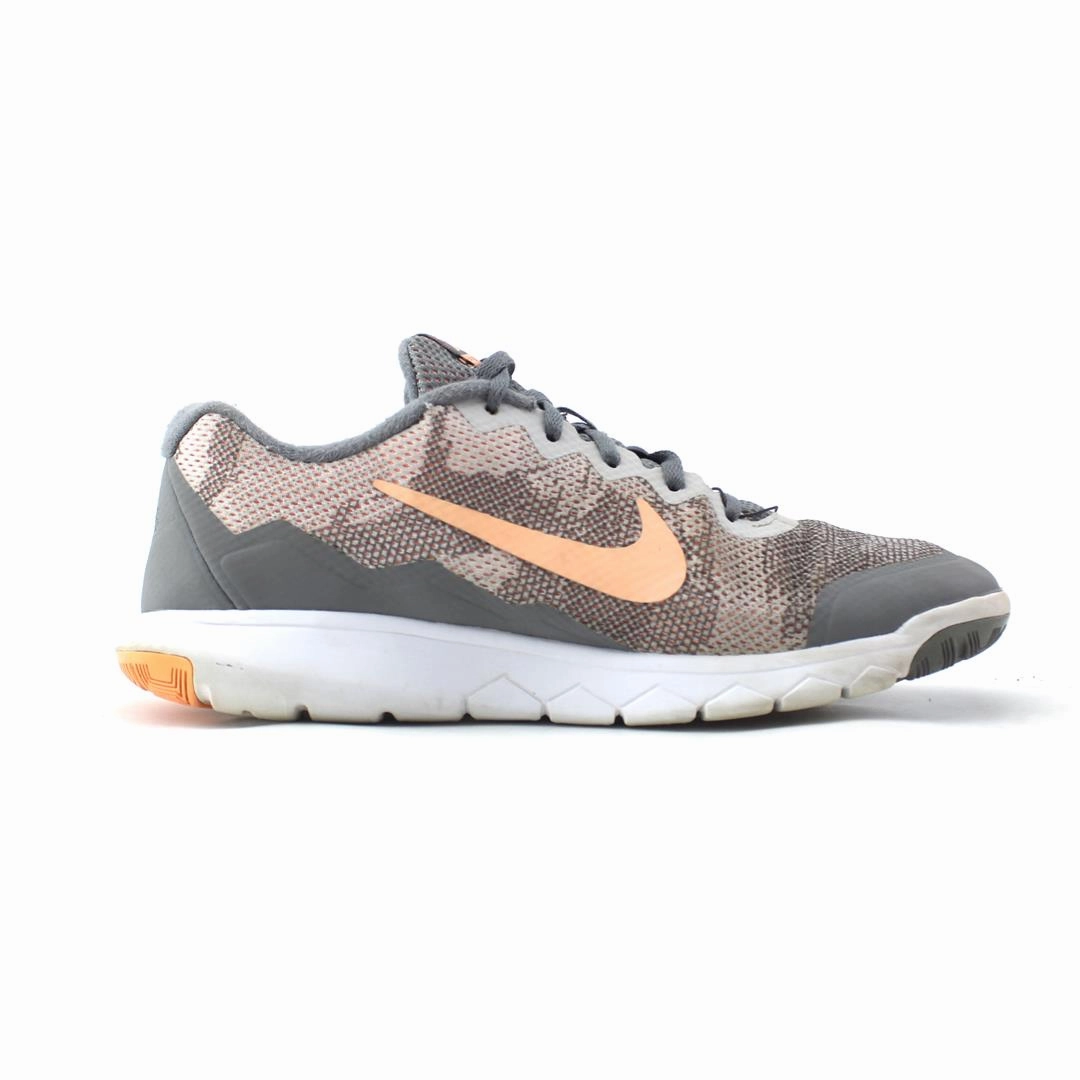 NIKE FLEX EXPERIENCE RN 4 Nike performance shoe shots