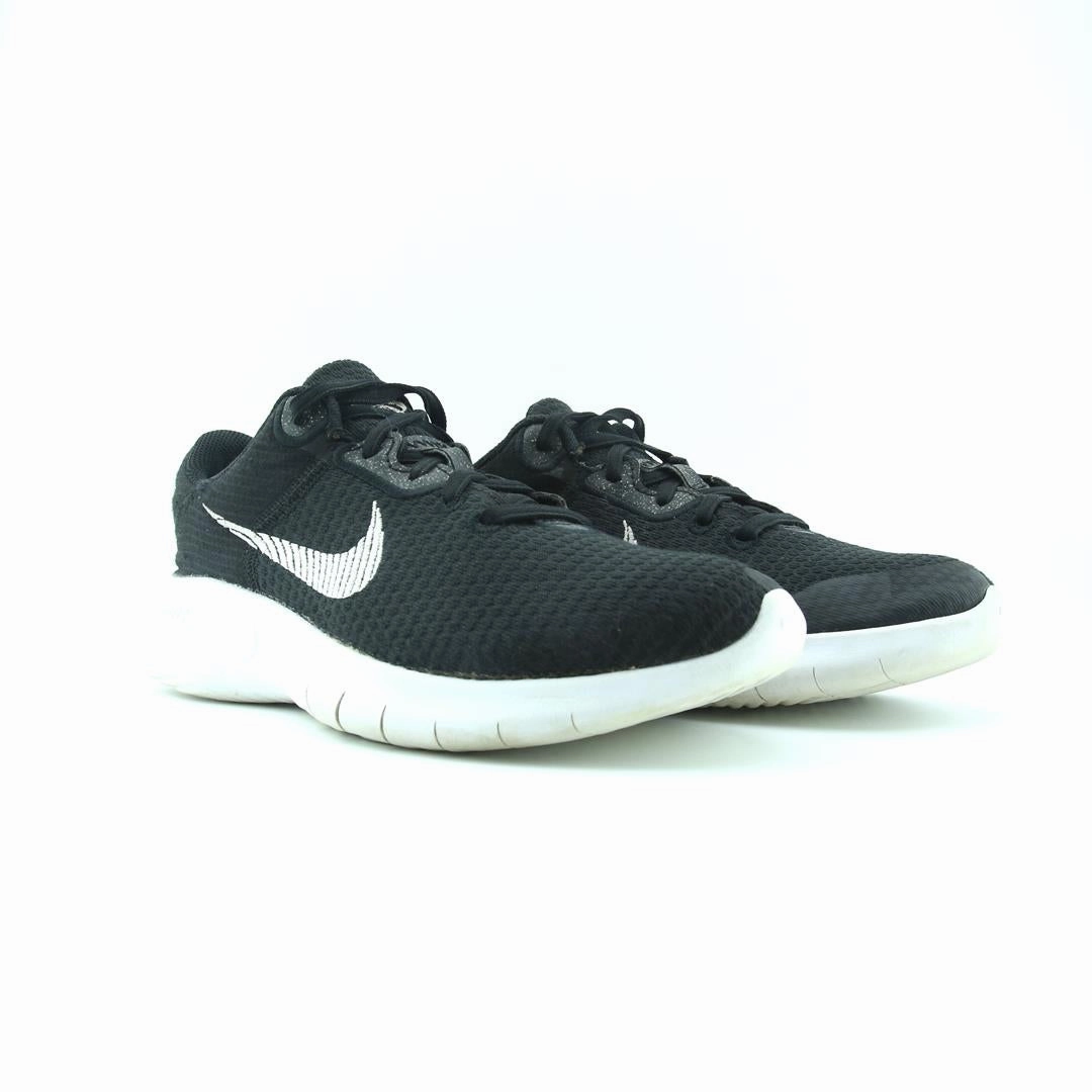 NIKE  FLEX EXPERIENCE RUN 12 stylish Nike trainer looks