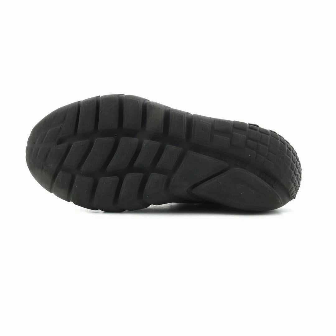 NIKE FLEX RUNNER 2 sleek Nike sneaker angles