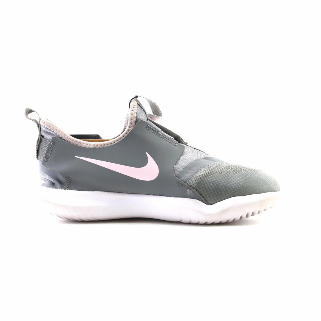 NIKE FLEX RUNNER modern Nike footwear styles