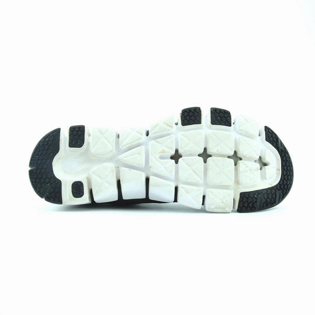 NIKE FLEX SHOW TR stylish Nike trainer looks