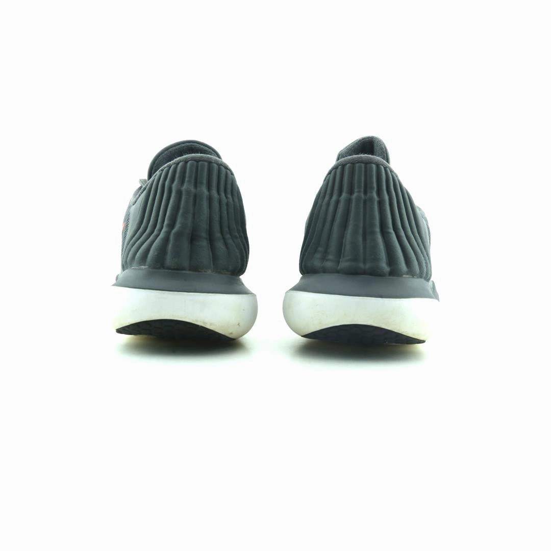 NIKE FLEX SUPREME TR 5 classic Nike shoe photos