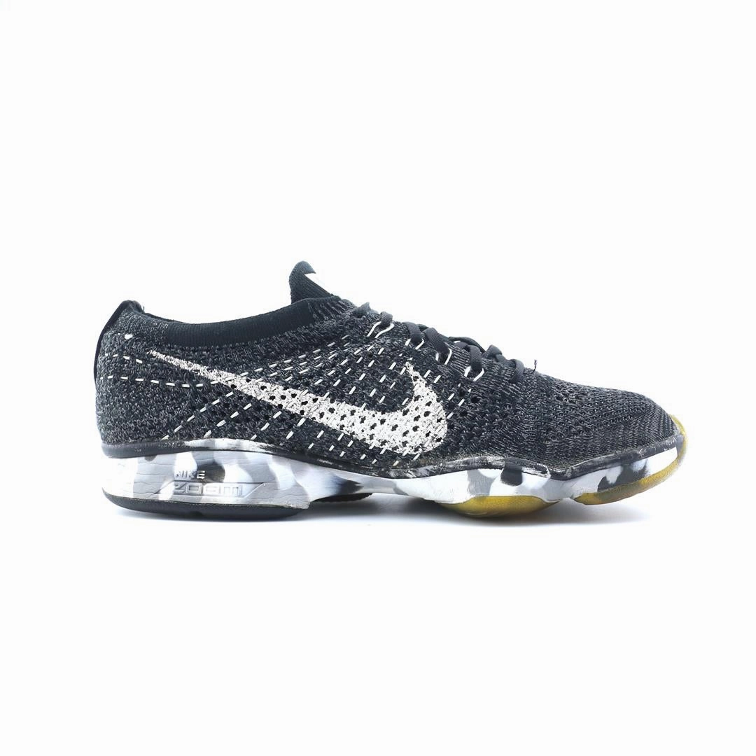 NIKE  FLYKNIT ZOOM sporty Nike shoe designs