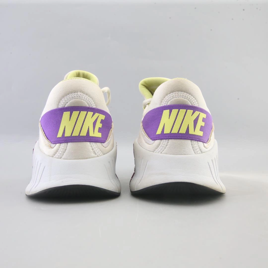 NIKE  FREE METCON 4 sporty Nike shoe designs
