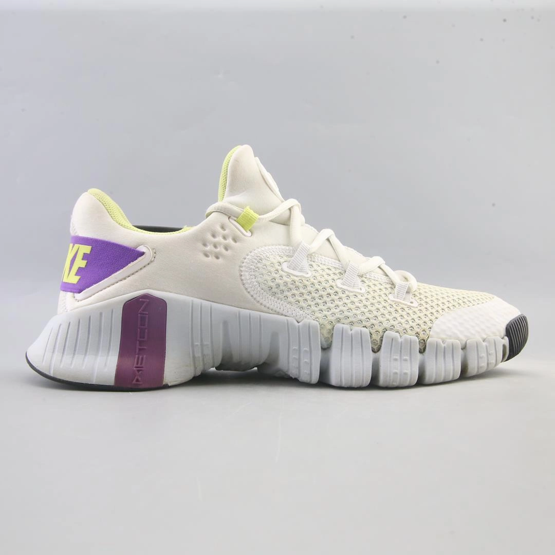 NIKE  FREE METCON 4 sporty Nike shoe designs