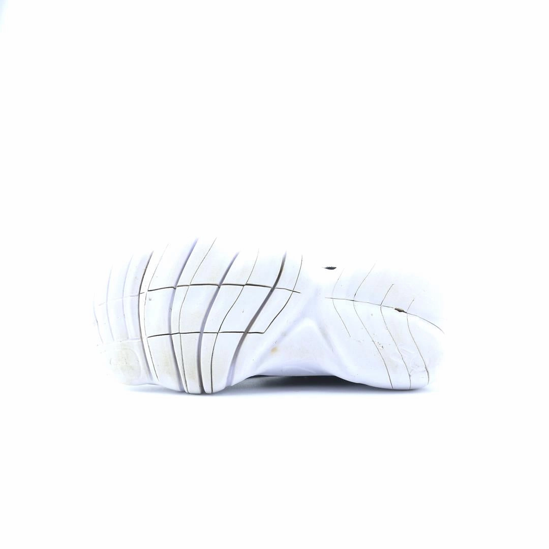 NIKE FREE RN 5.0 Nike running shoe close-ups
