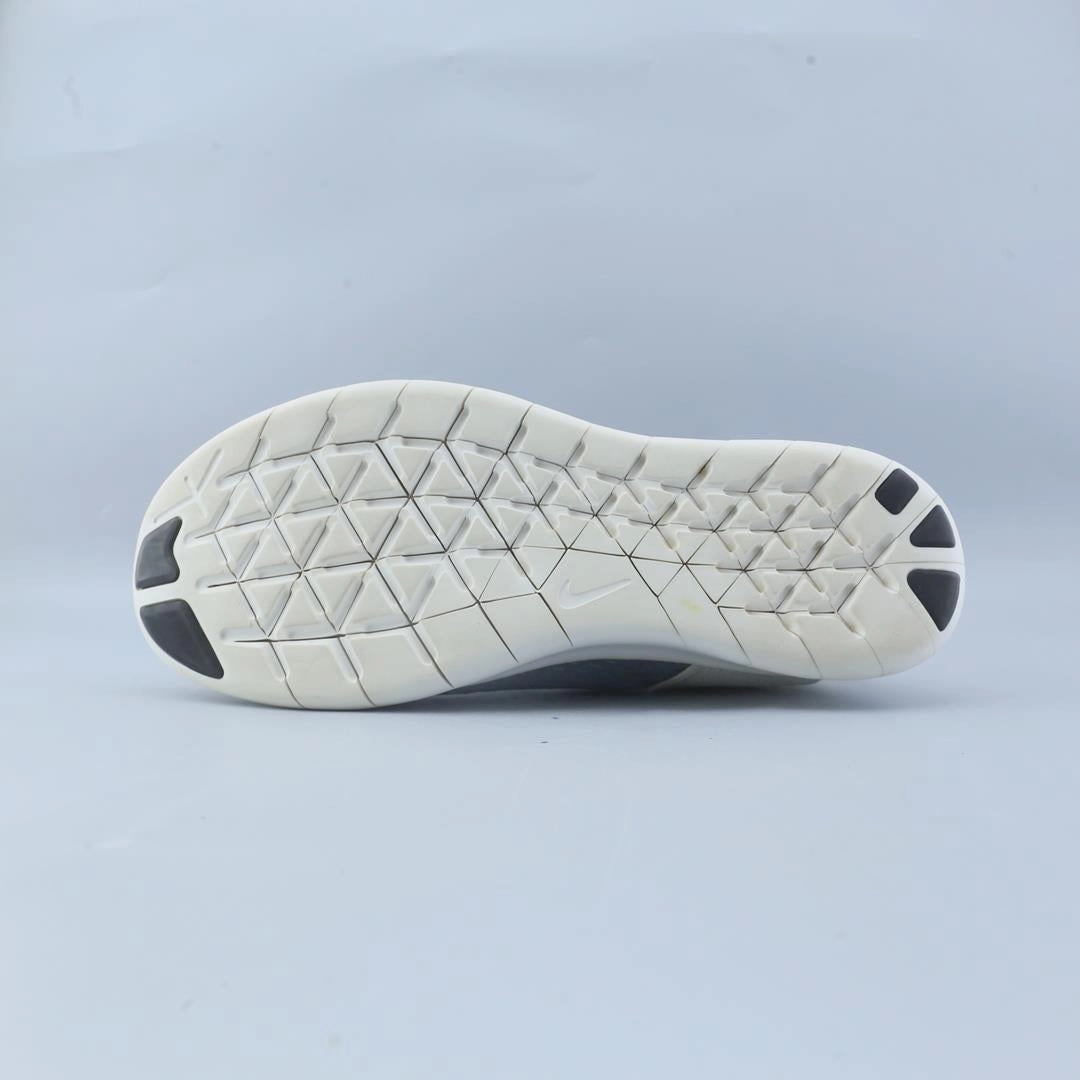 NIKE FREE RN CMTR 2017 GYKS Nike athletic footwear visuals
