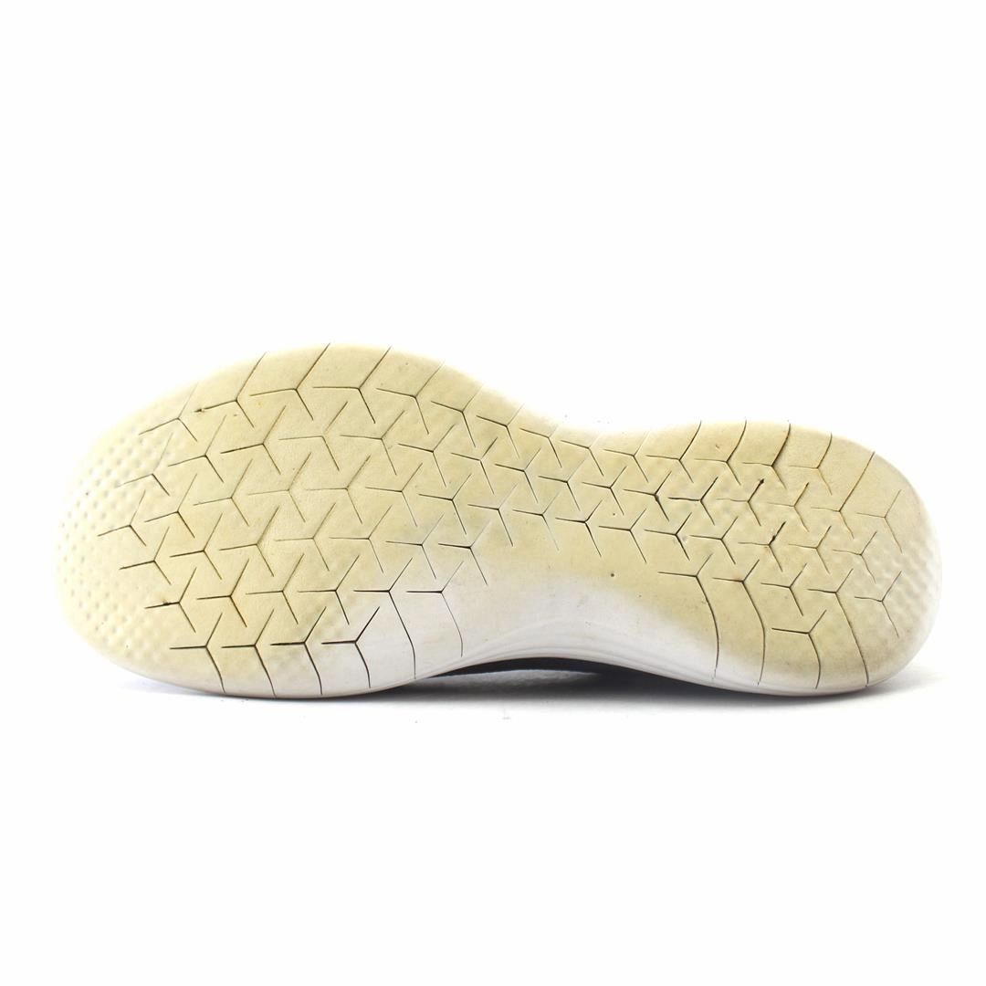 NIKE FREE RN DISTANCE 2 sleek Nike sneaker angles