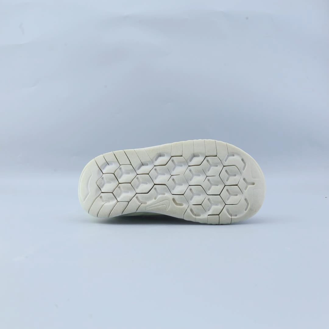 NIKE FREE RN LOW Nike athletic footwear visuals