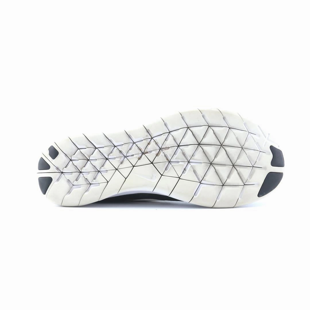 NIKE FREE RUN Nike athletic footwear visuals
