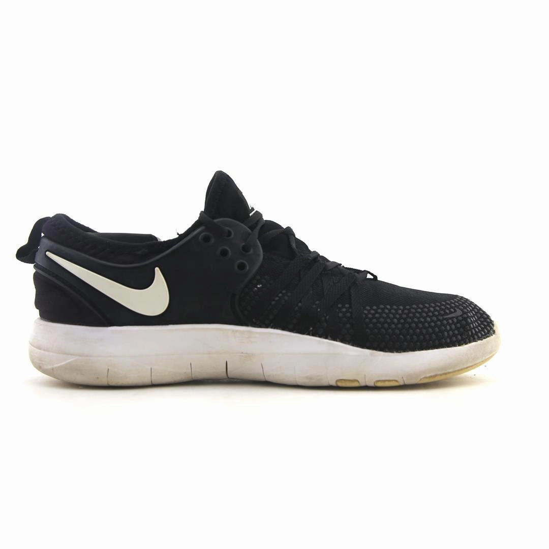 NIKE FREE TR 7 vibrant Nike shoe colors