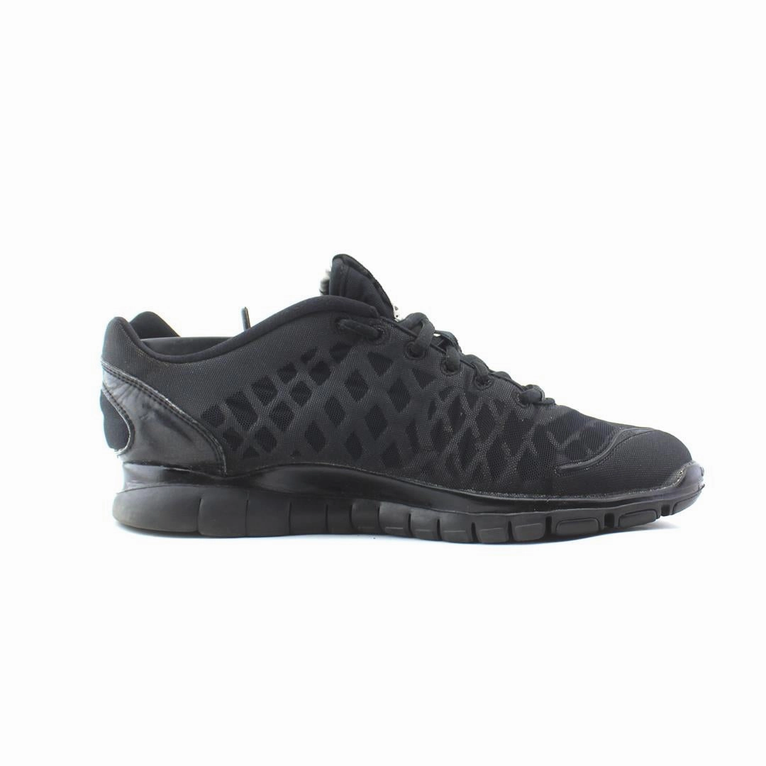 NIKE FREE TR FIT modern Nike footwear styles