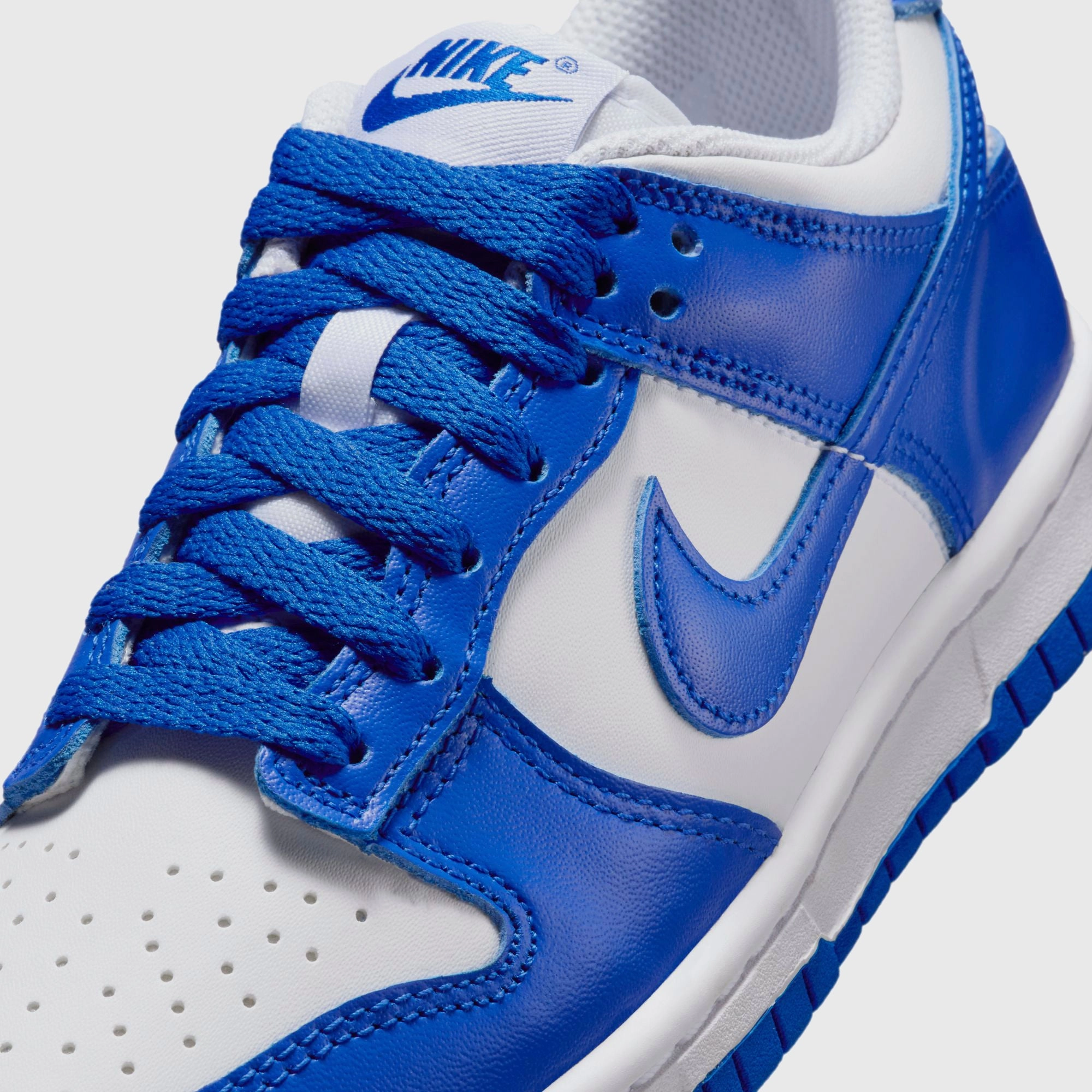 Nike GS  Dunk Low - White / Hyper Royal Nike performance sneakers