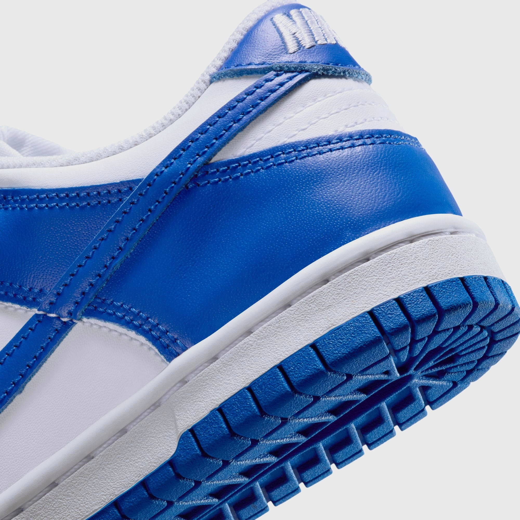 Nike GS  Dunk Low - White / Hyper Royal Nike performance sneakers