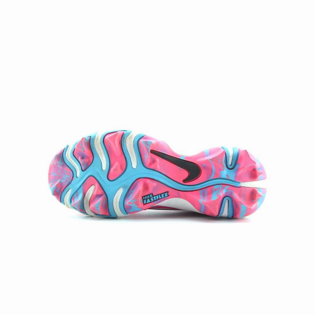 NIKE HYPERDIAMOND 3 KEYSTONE stylish Nike trainer looks