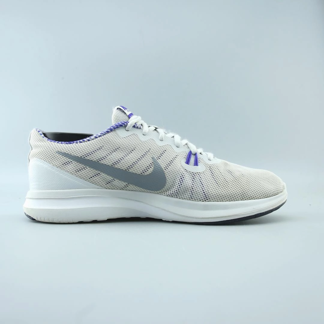NIKE IN SEASON TR 7 Nike athletic footwear visuals