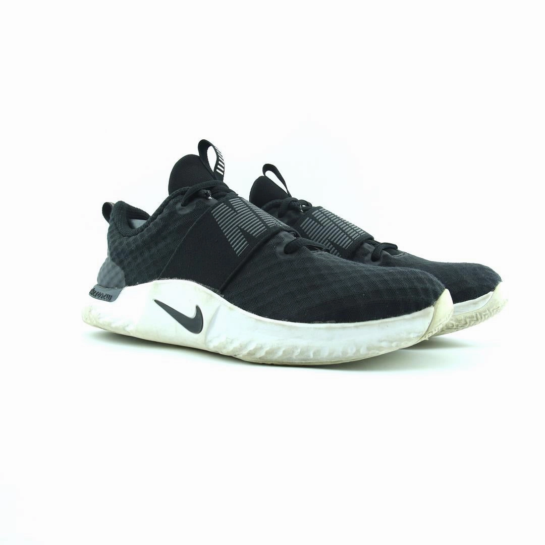 NIKE IN-SEASON TR 9 Nike casual shoe imagery