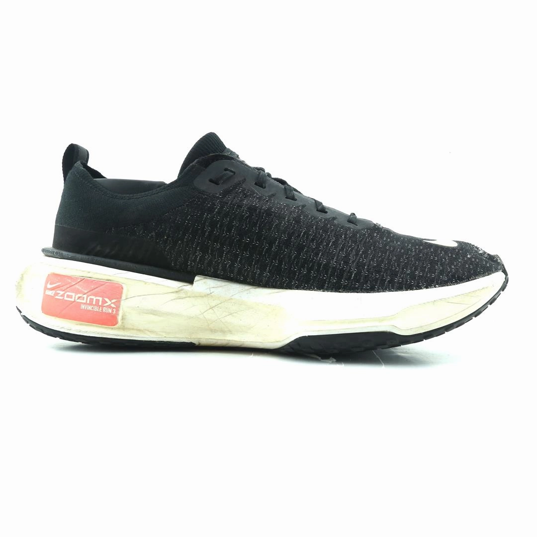 NIKE INVINCIBLE 3 Nike lifestyle footwear visuals