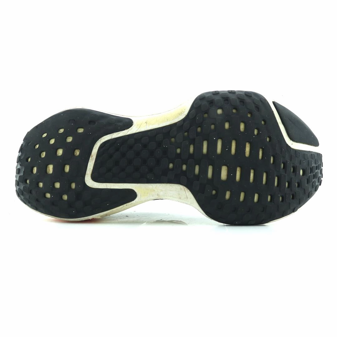 NIKE INVINCIBLE 3 Nike lifestyle footwear visuals