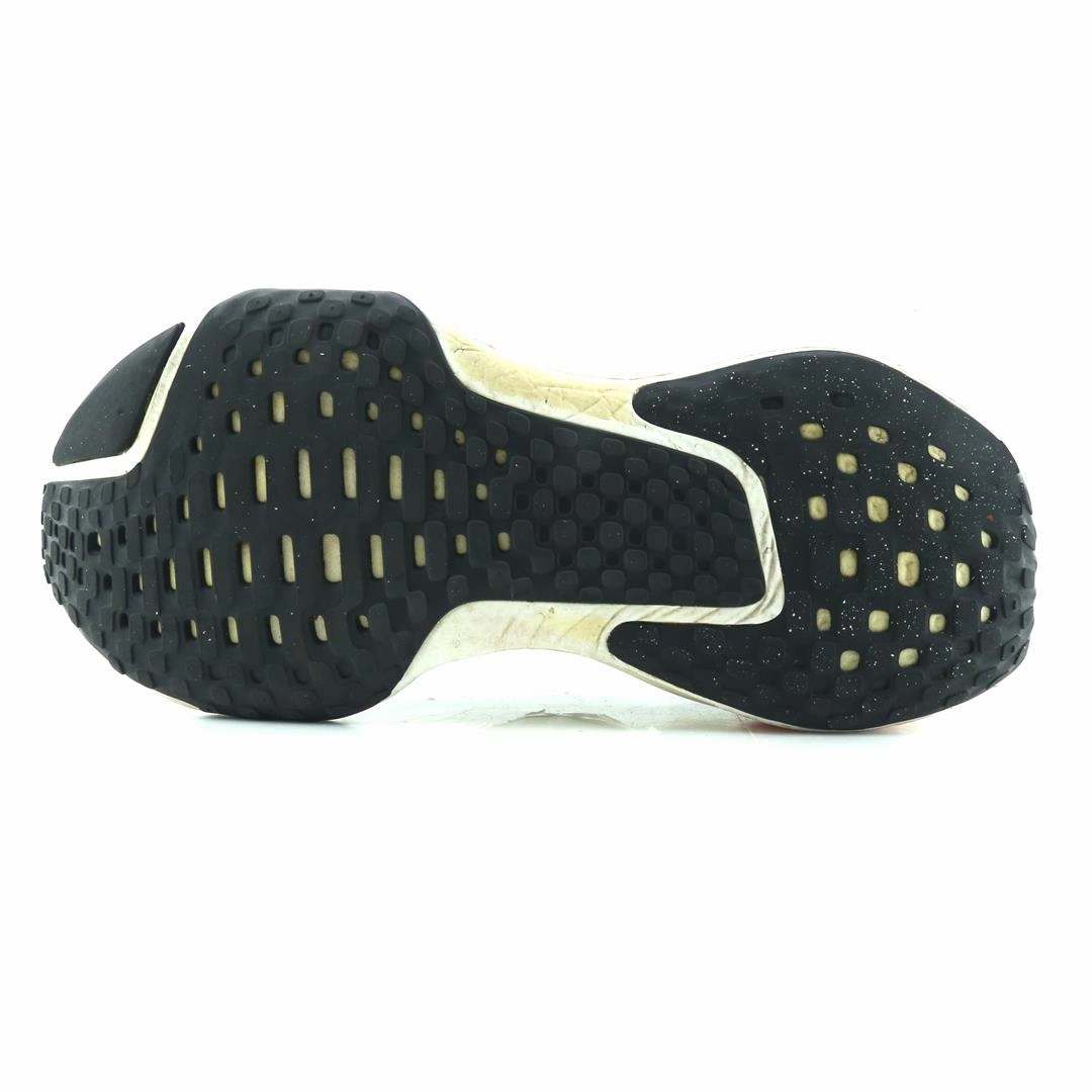 NIKE INVINCIBLE 3 Nike lifestyle footwear visuals