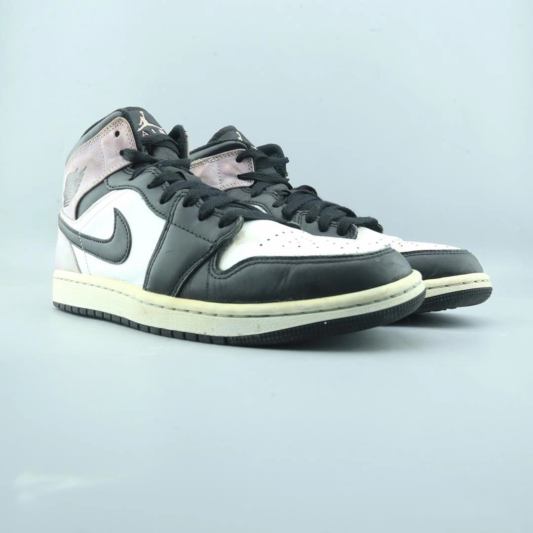 NIKE JORDAN 1 MID SE Nike lifestyle footwear visuals
