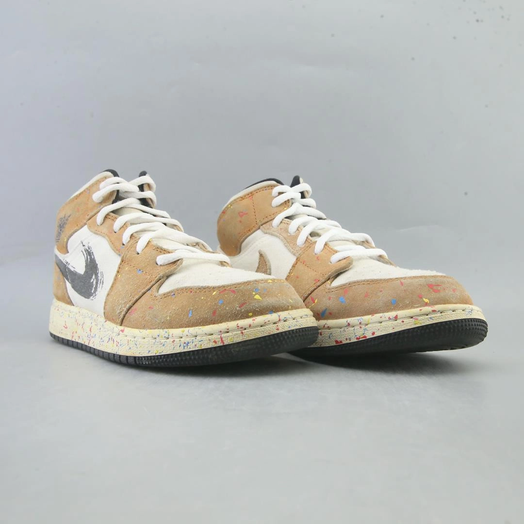 NIKE JORDAN 1 MID SE stylish Nike trainer looks