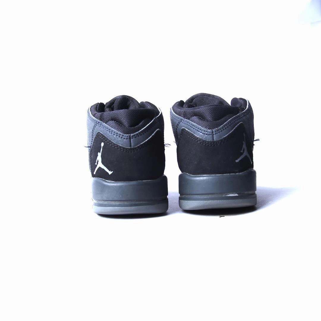 NIKE JORDAN FLIGHT sporty Nike shoe designs