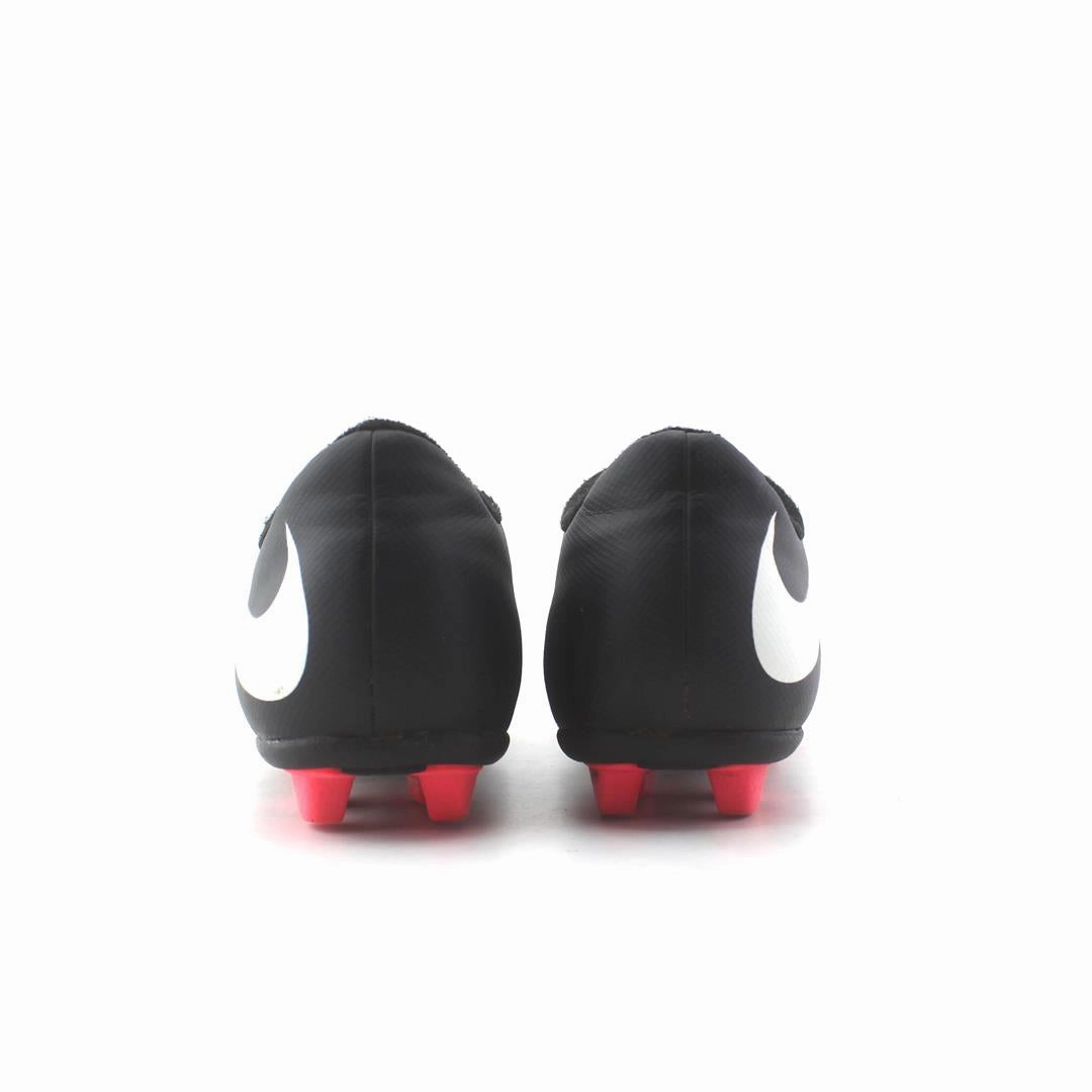 NIKE  JR BRAVATA FG Nike running shoe close-ups
