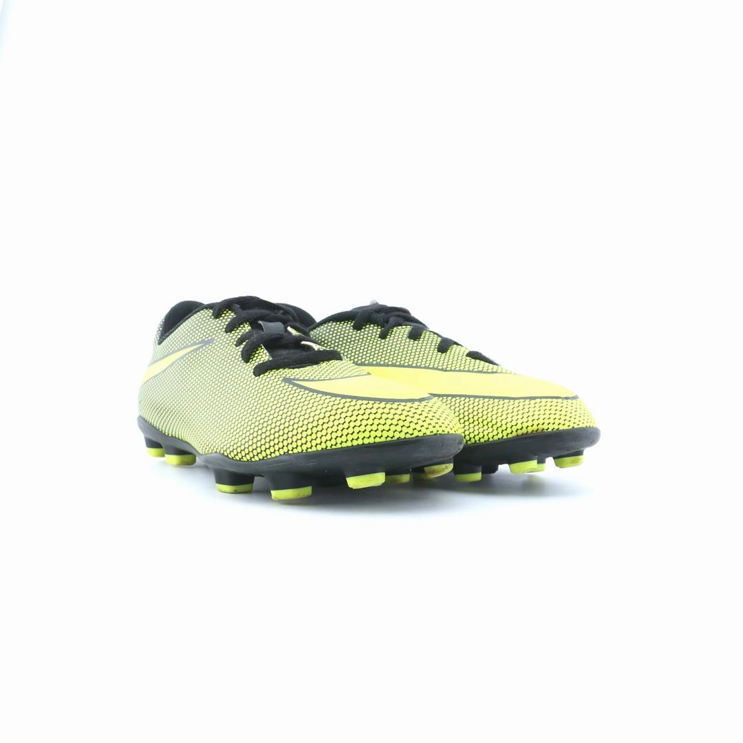 NIKE JR BRAVATA II FG Nike running shoe close-ups