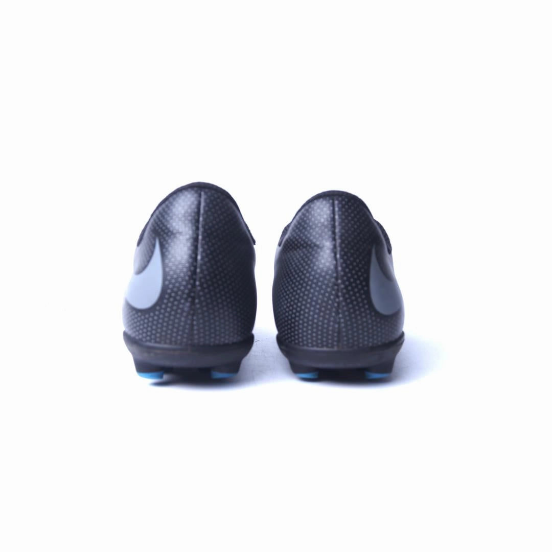 NIKE JR BRAVATA II FG Nike sneaker detail shots