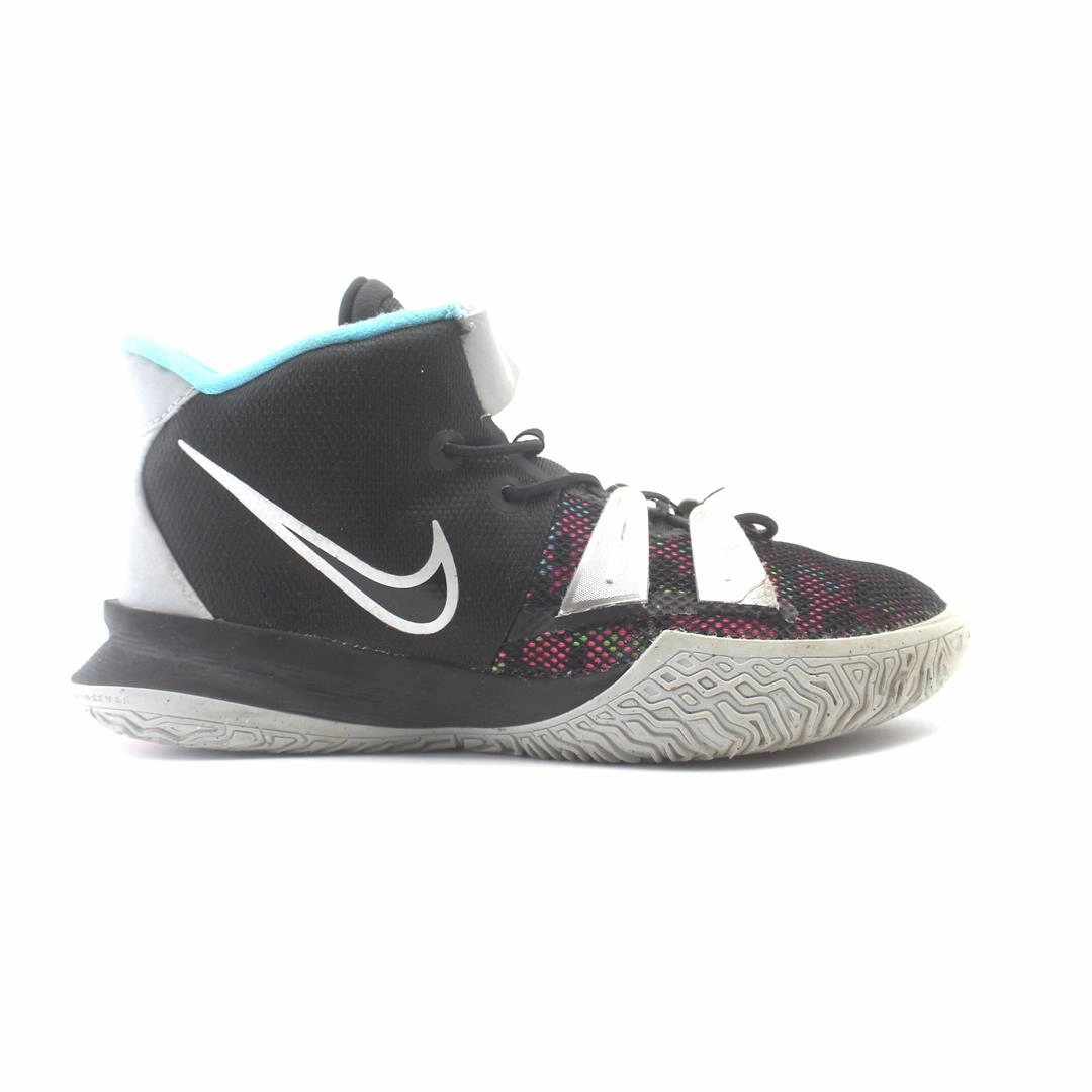 NIKE KYRIE 7 Nike performance shoe shots