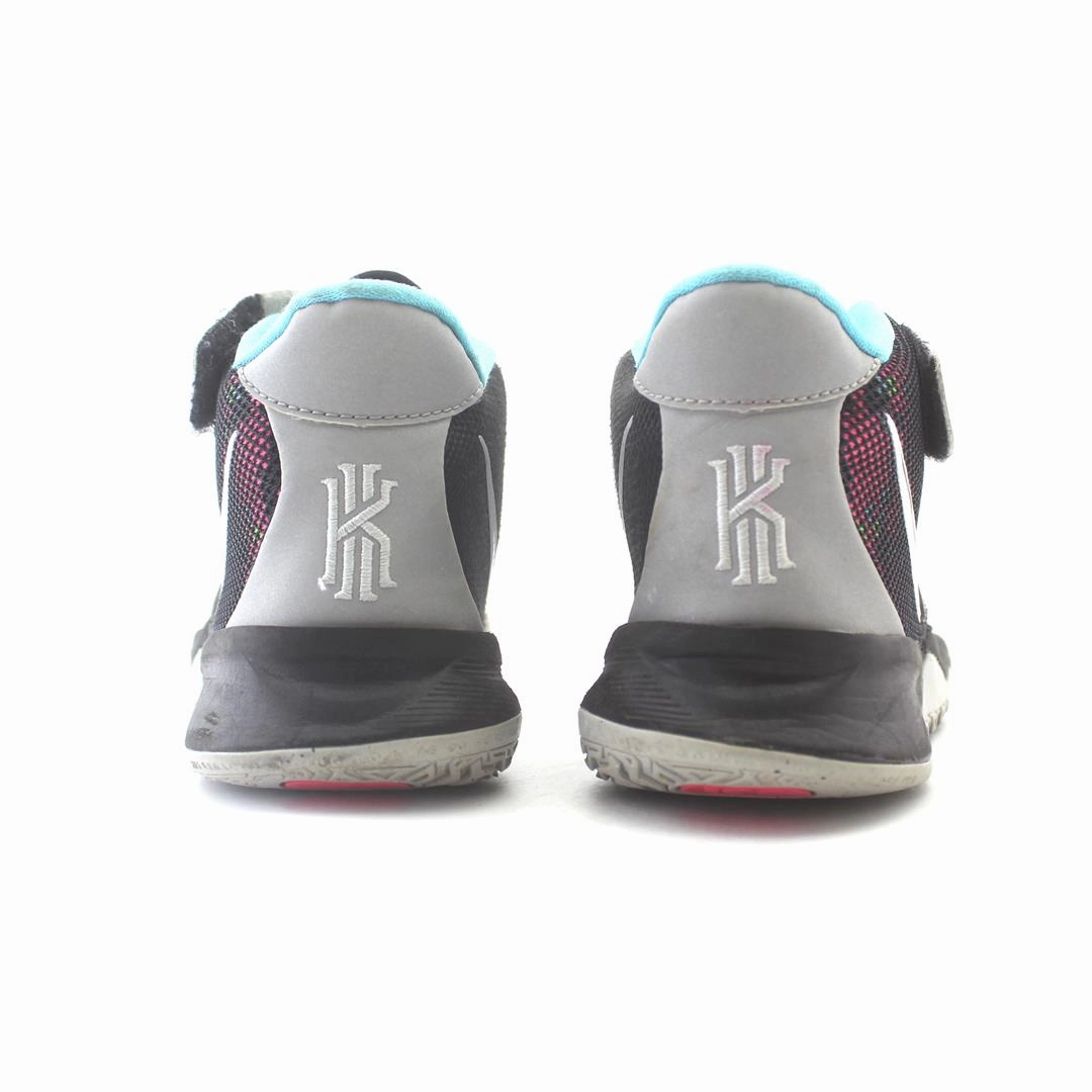 NIKE KYRIE 7 Nike performance shoe shots