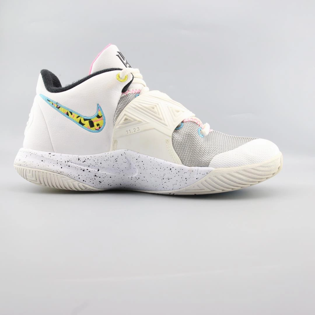 NIKE KYRIE FLYTRAP 3 modern Nike footwear styles