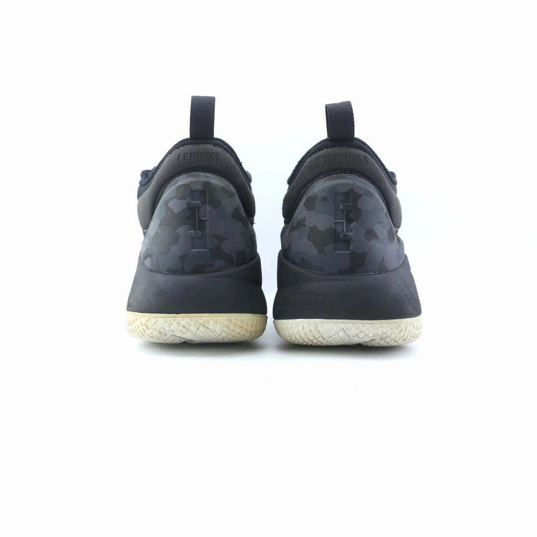 NIKE LEBRON WITNESS II Nike casual shoe imagery