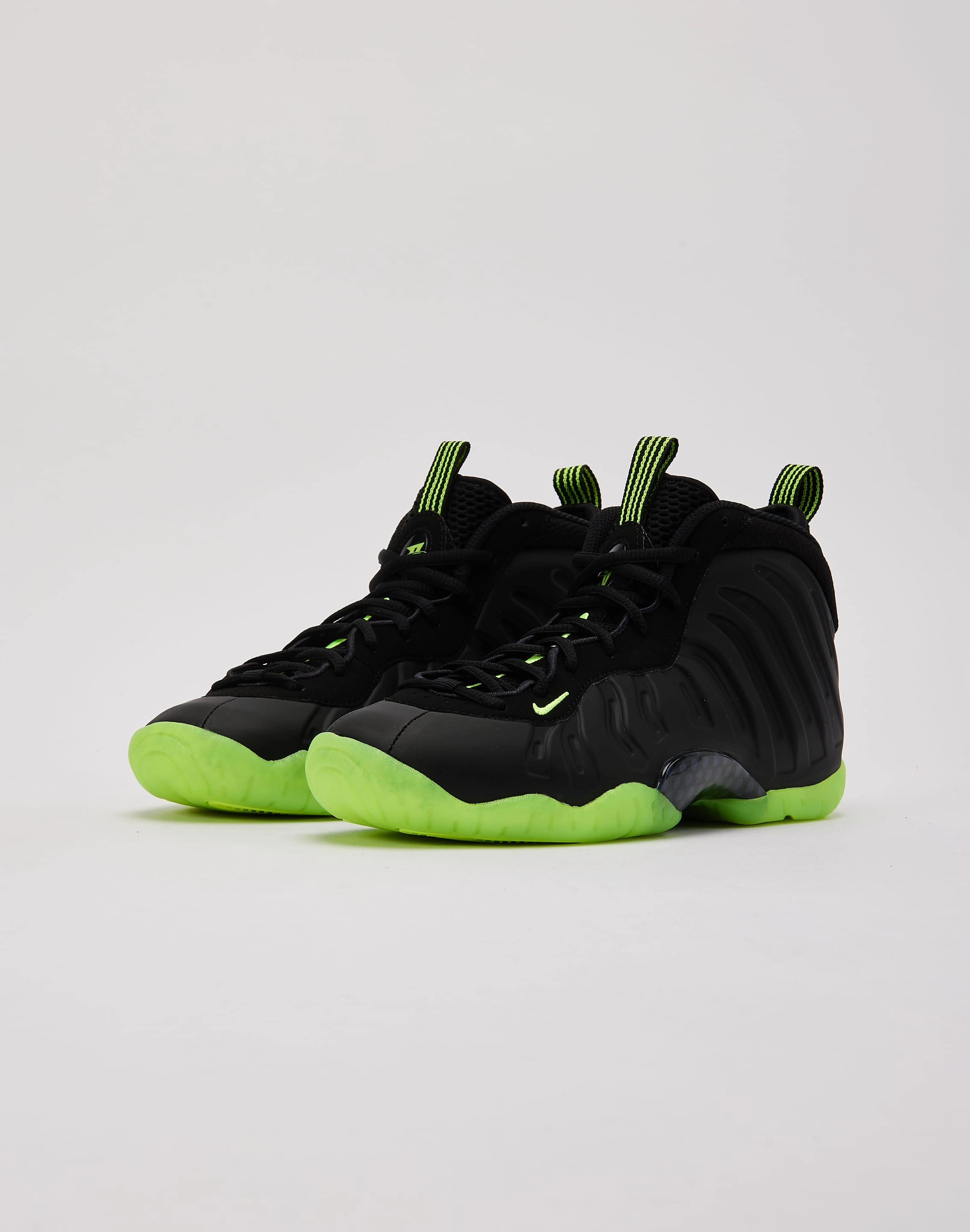 Nike Little Posite One 'Black Volt' Grade-School Comfort Trainers