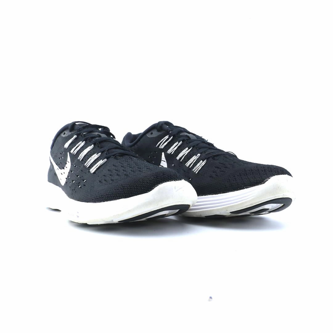 NIKE LUNARTEMPO Nike athletic footwear visuals