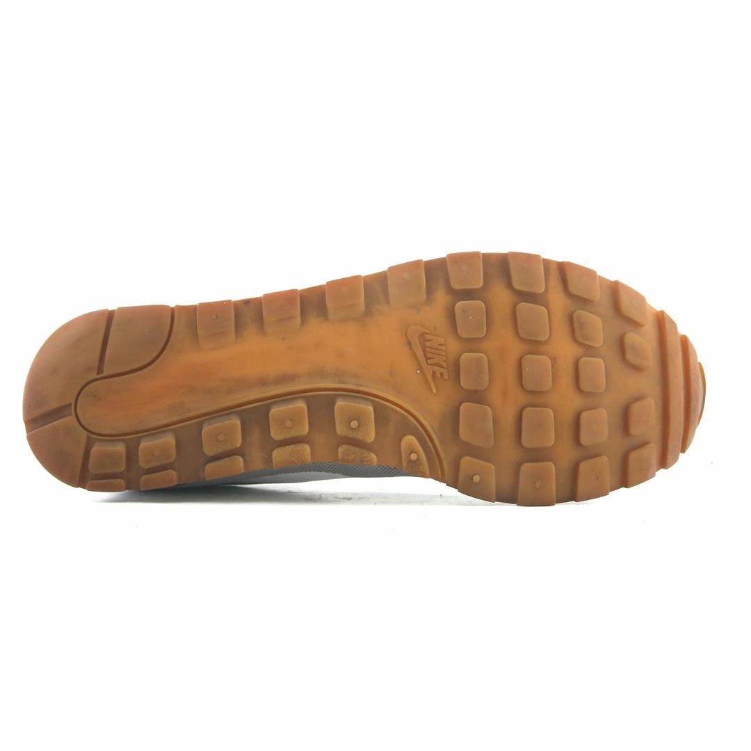NIKE MD RUNNER 2 classic Nike shoe photos