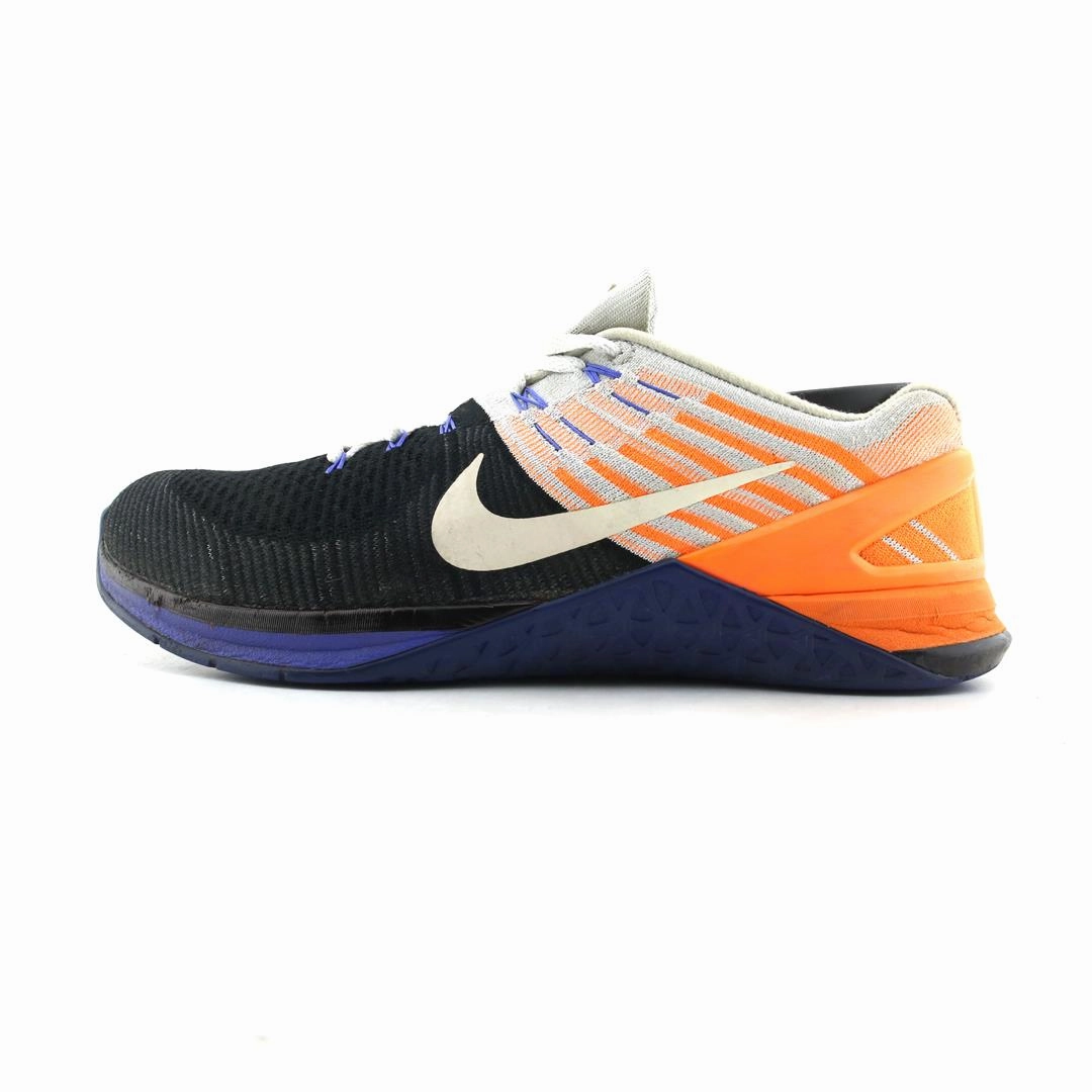 NIKE METCON DSX FLYKNIT Nike supportive fitness footwear