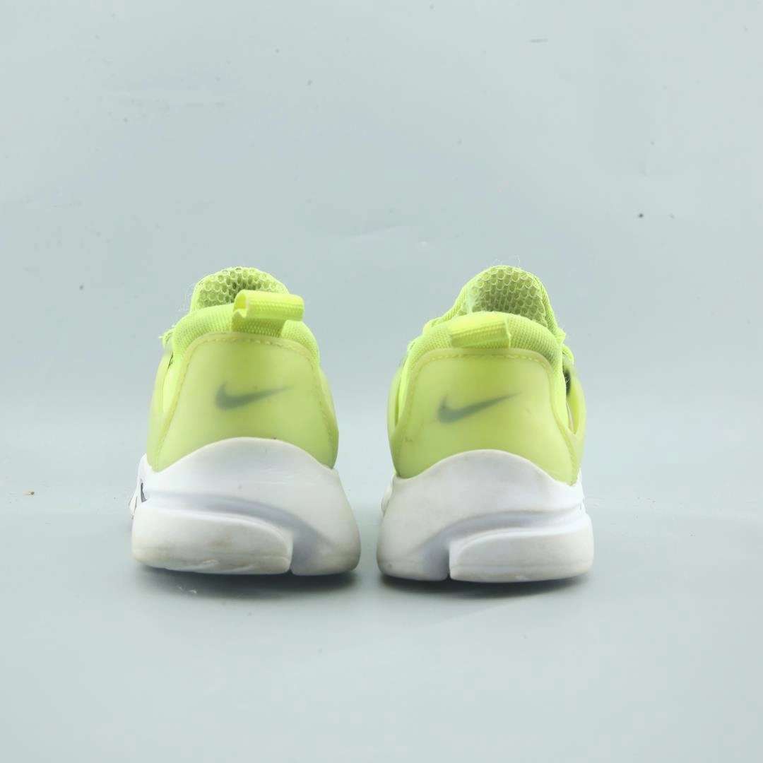 NIKE PRESTO Nike casual shoe imagery