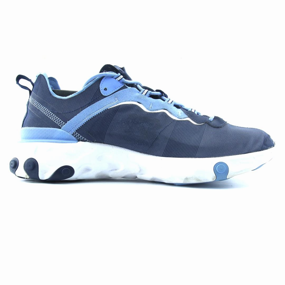 NIKE REACT ELEMENT 55 sporty Nike shoe designs